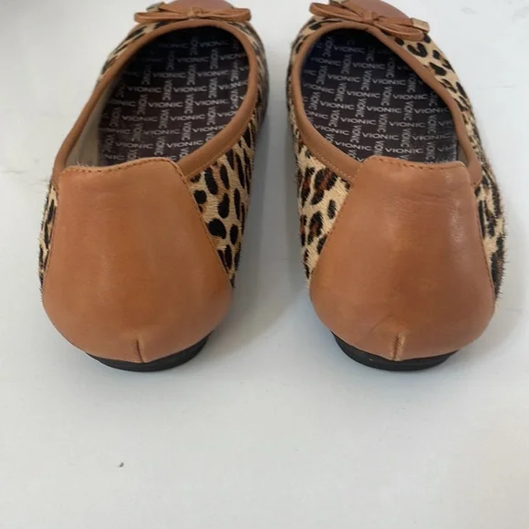 Vionic Ballet Flat Animal Print - Picture 3 of 7